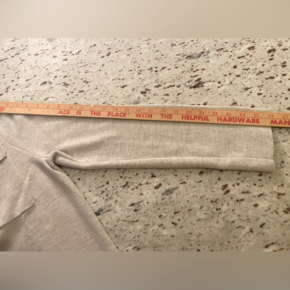 Shirt-Jacket “Shacket”, Sz L, light gray, smooth knit, Banana Republic - Picture 8 of 13